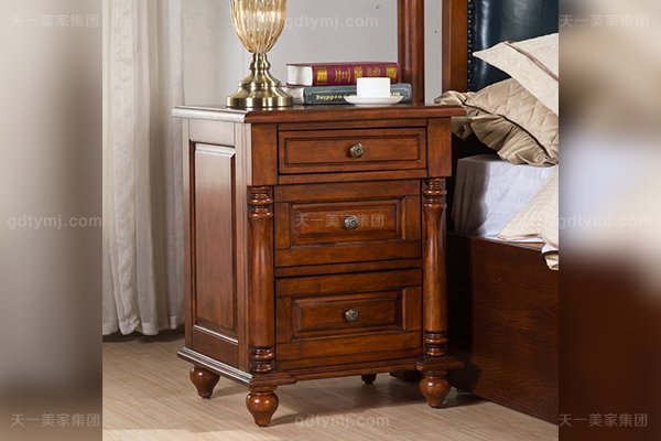 高端大宅家具優質橡膠木好實木三抽床頭柜
