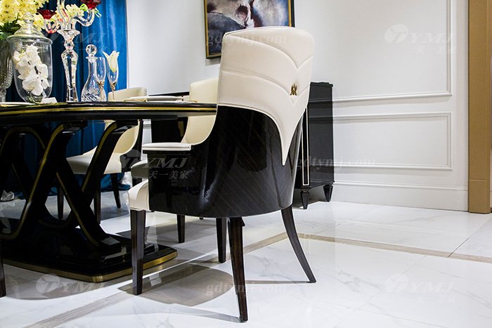 高端奢華會所別墅品牌輕奢現代餐廳家具黑檀超纖餐桌椅組合扶手餐椅