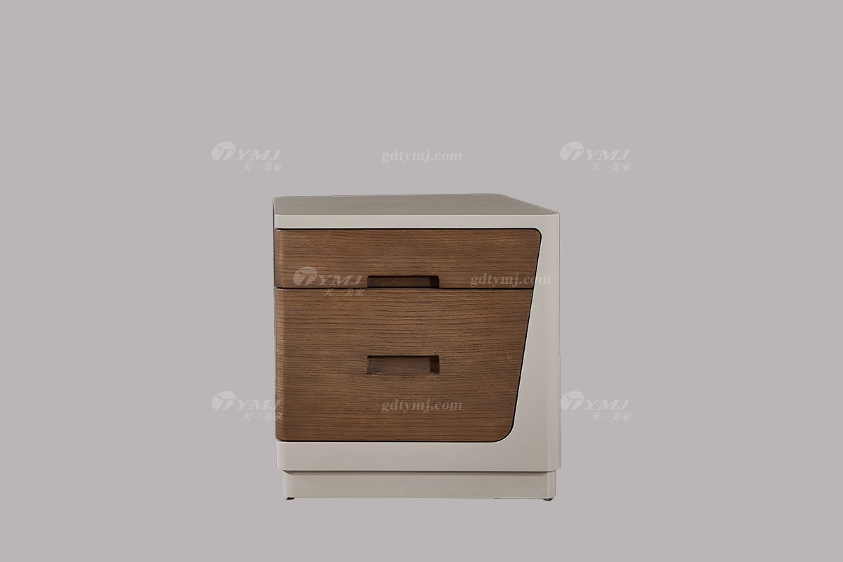 高端別墅會所家具品牌現代極簡輕奢北歐臥室家具創意真皮雙人大床系列床頭柜