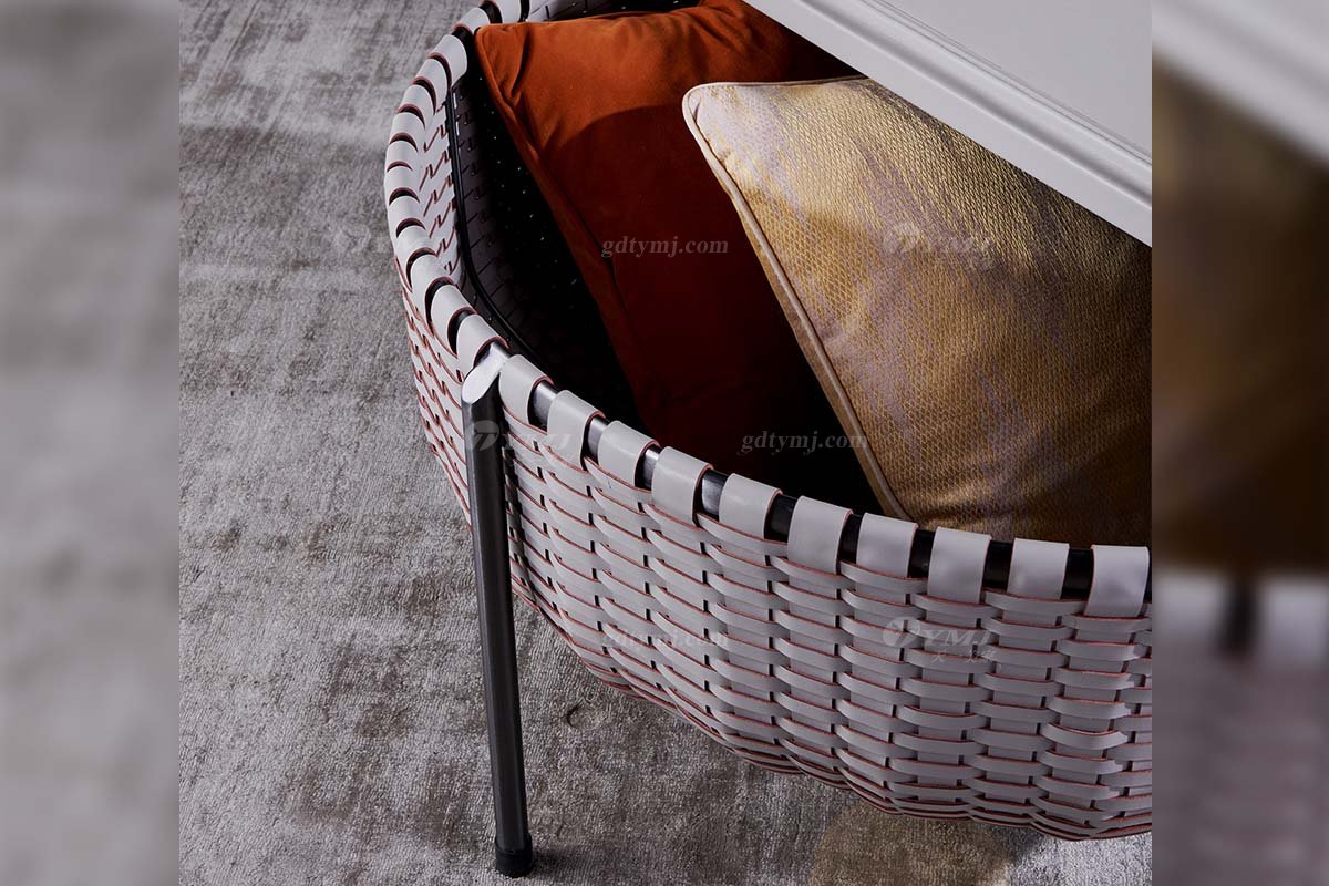 現代時尚輕奢家具高檔別墅品牌家具客廳馬鞍皮藝大圓幾CT-01A-1圓幾場景2