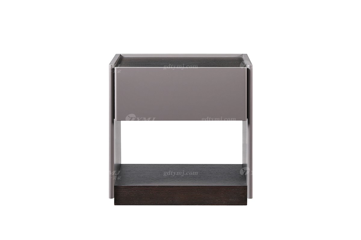 現代時尚輕奢別墅家具品牌臥室高端進口白蠟木實木床頭柜