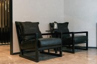 低調(diào)沉穩(wěn)的簡(jiǎn)奢家具風(fēng)格， 為你打造一個(gè)高逼格暗色系簡(jiǎn)奢風(fēng)格空間