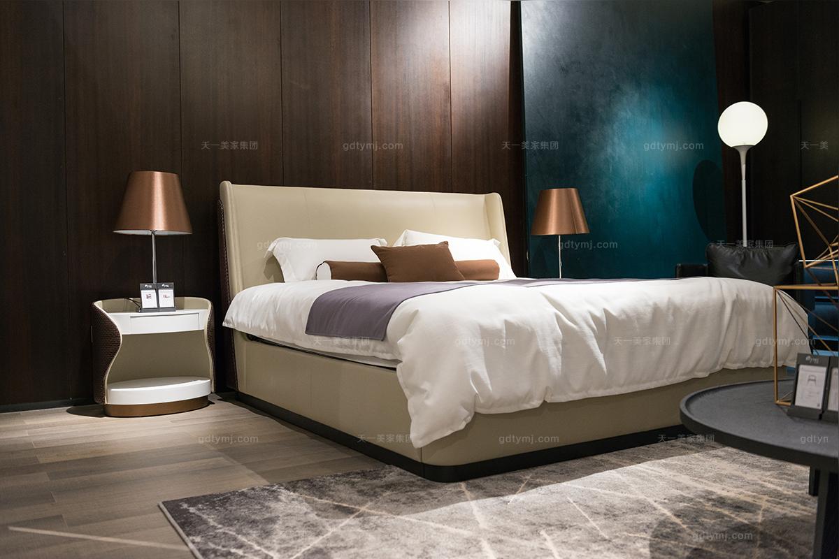天一美家高檔簡(jiǎn)奢家具大床