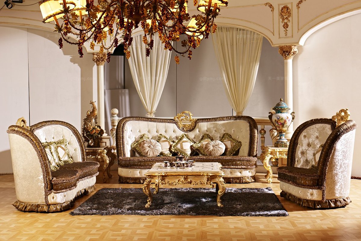 歐式三人布藝沙發