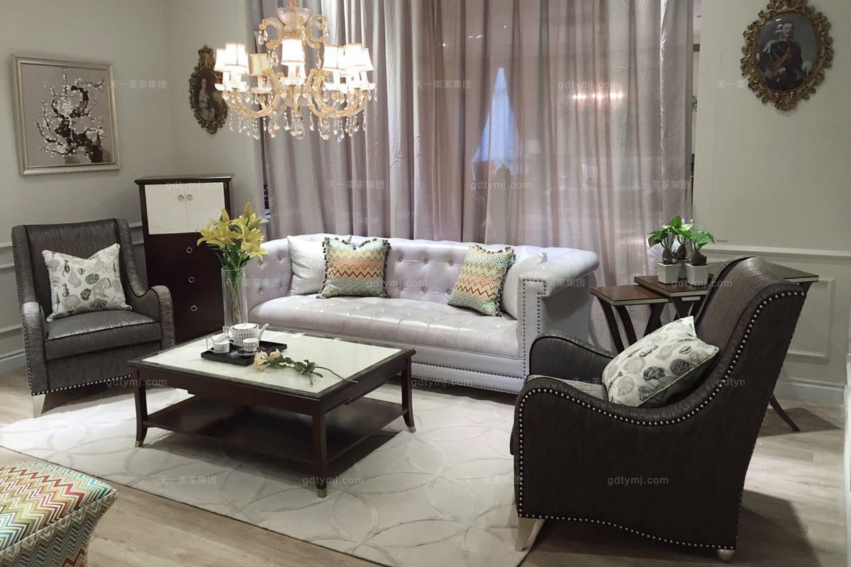 十大品牌三人位沙發