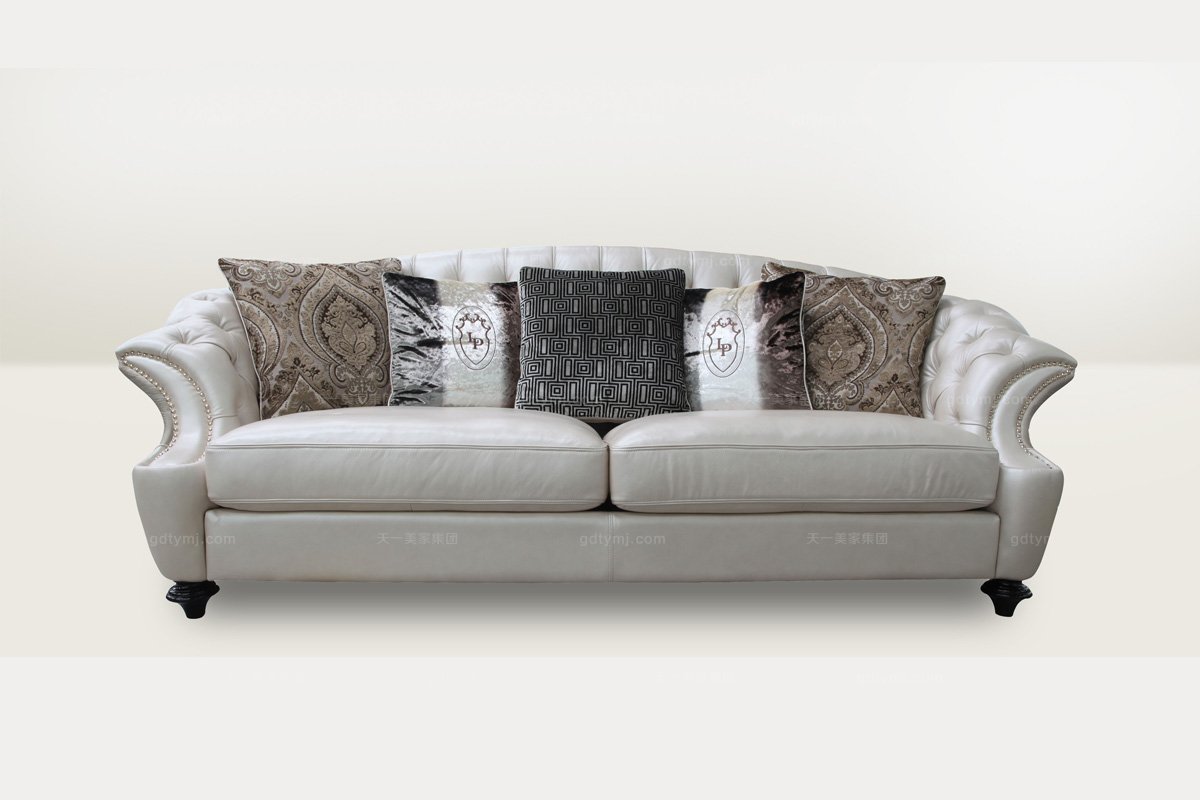 歐式大氣米色皮藝沙發